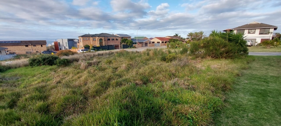  Bedroom Property for Sale in Wavecrest Eastern Cape